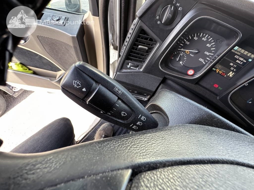 Тягач Mercedes-Benz Actros 2545: фото 27
