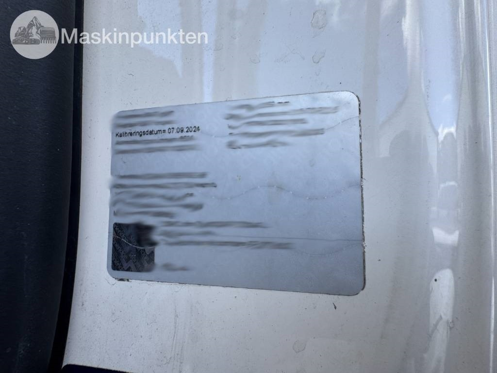 Тягач Scania R 520: фото 38 Тягач Scania R 520: фото 38