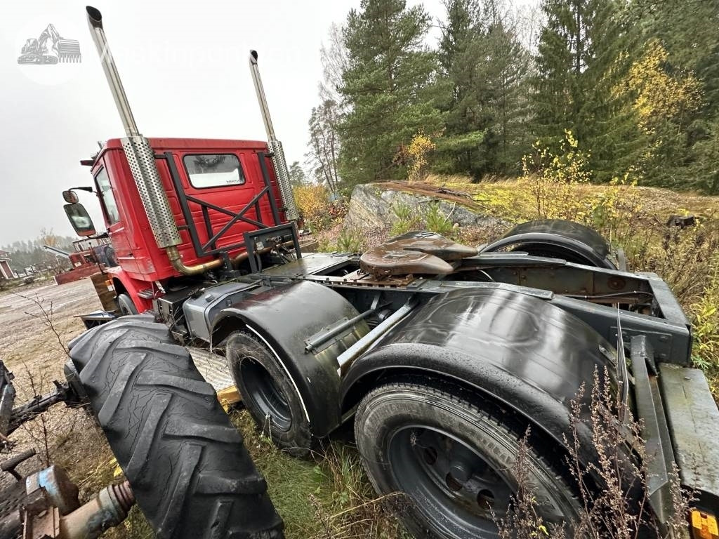 Scania T 143 H - Тягач: фото 4 Scania T 143 H - Тягач: фото 4