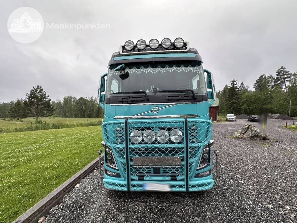 Volvo FH 650 Ekipage - Тягач: фото 3 Volvo FH 650 Ekipage - Тягач: фото 3