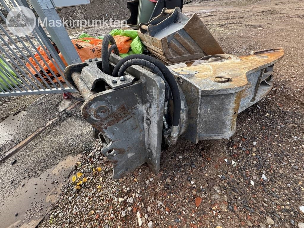 VTN FP18 - Рыхлитель для Строительной техники: фото 3 VTN FP18 - Рыхлитель для Строительной техники: фото 3