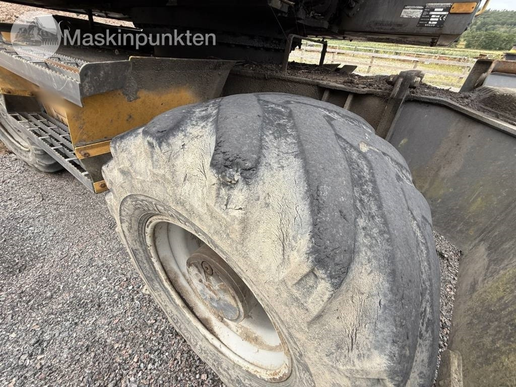 Колёсный экскаватор Volvo EW 140 C: фото 49 Колёсный экскаватор Volvo EW 140 C: фото 49