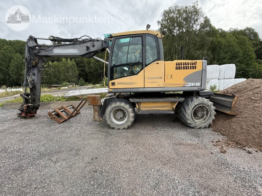 Колёсный экскаватор Volvo EW 140 C: фото 8 Колёсный экскаватор Volvo EW 140 C: фото 8