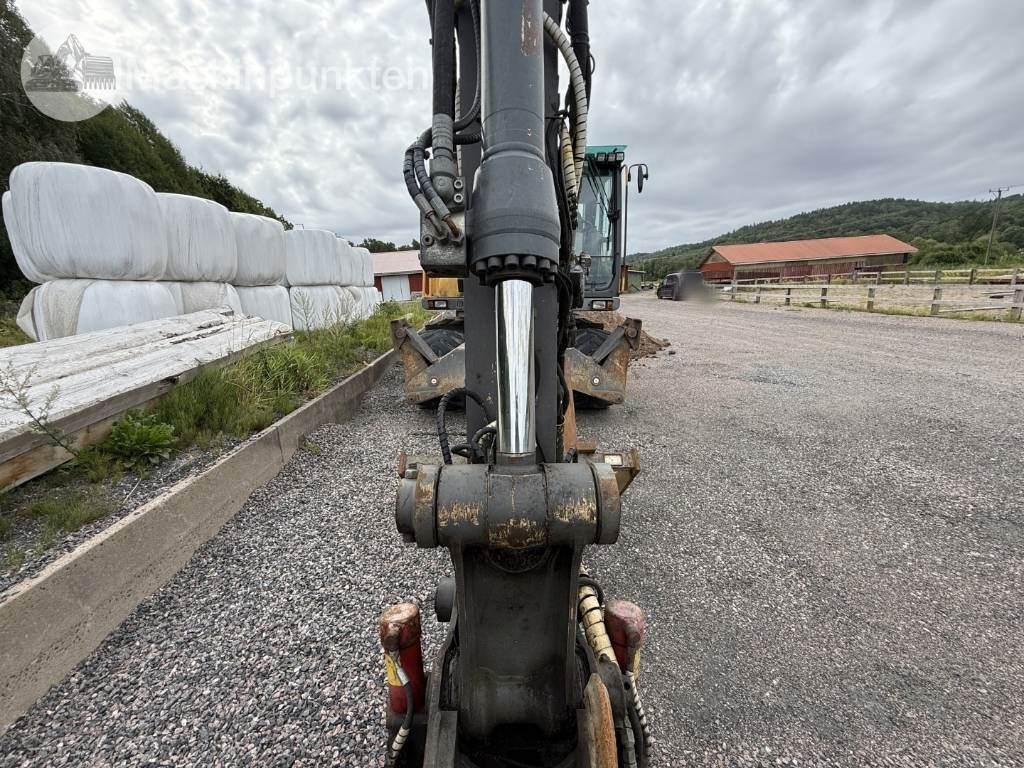 Колёсный экскаватор Volvo EW 140 C: фото 14 Колёсный экскаватор Volvo EW 140 C: фото 14