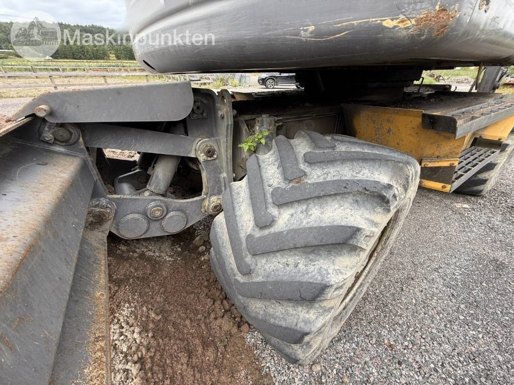 Колёсный экскаватор Volvo EW 140 C: фото 38 Колёсный экскаватор Volvo EW 140 C: фото 38