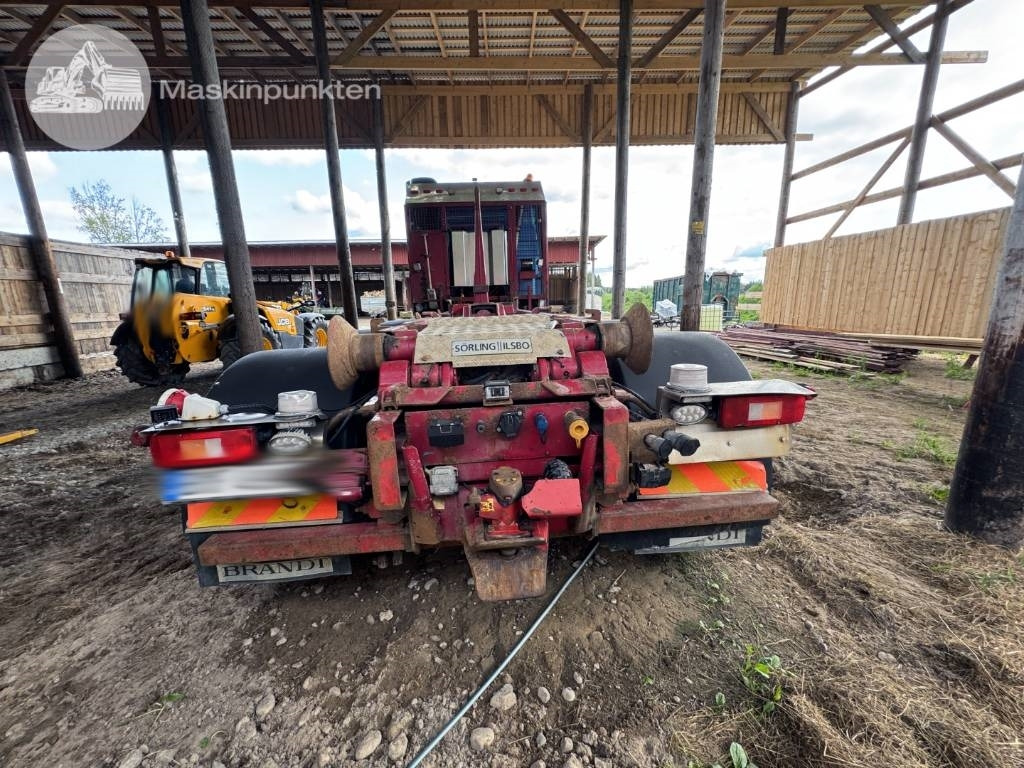 Volvo FH 16 550 - Крюковой мультилифт: фото 3 Volvo FH 16 550 - Крюковой мультилифт: фото 3