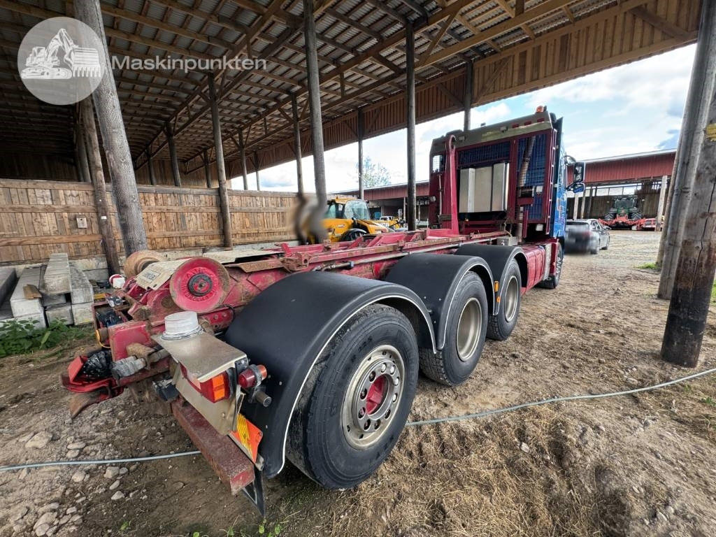 Volvo FH 16 550 - Крюковой мультилифт: фото 4 Volvo FH 16 550 - Крюковой мультилифт: фото 4