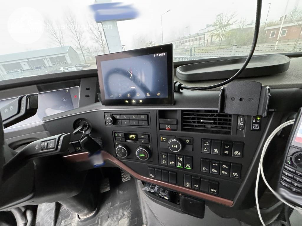 Самосвал Volvo FH 16 750: фото 39 Самосвал Volvo FH 16 750: фото 39