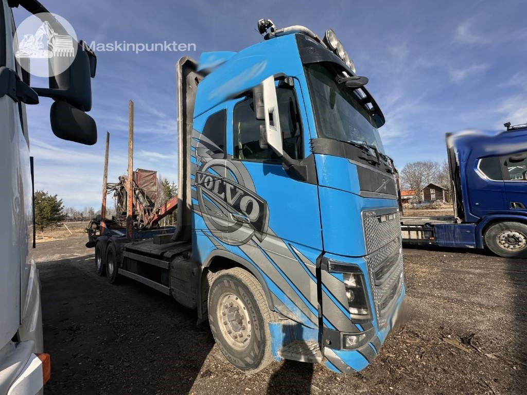 Volvo FH 16 750 - Лесовоз: фото 2 Volvo FH 16 750 - Лесовоз: фото 2