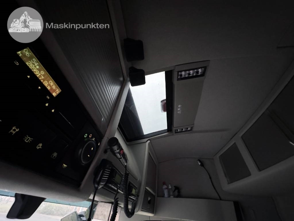 Самосвал Volvo FH 16 750: фото 42 Самосвал Volvo FH 16 750: фото 42