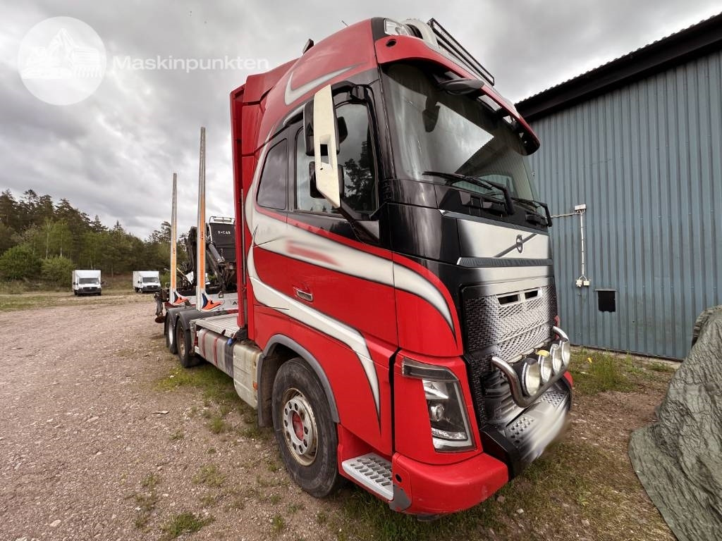 Volvo FH 16 750 - Лесовоз: фото 2 Volvo FH 16 750 - Лесовоз: фото 2