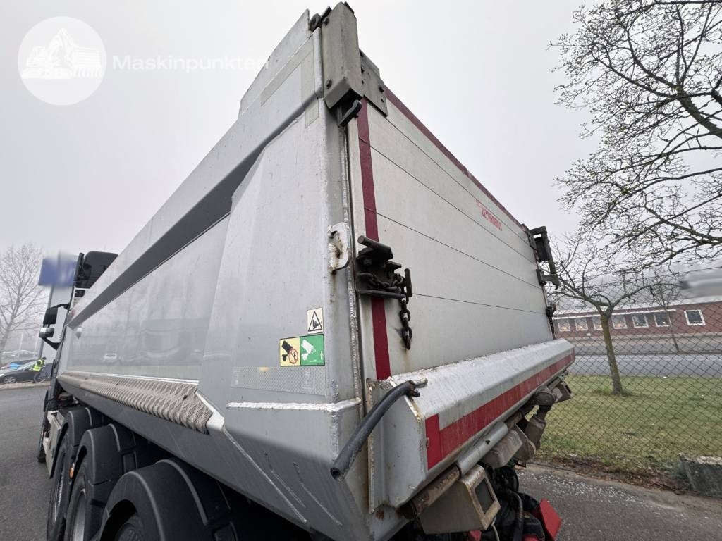 Самосвал Volvo FH 16 750: фото 49 Самосвал Volvo FH 16 750: фото 49