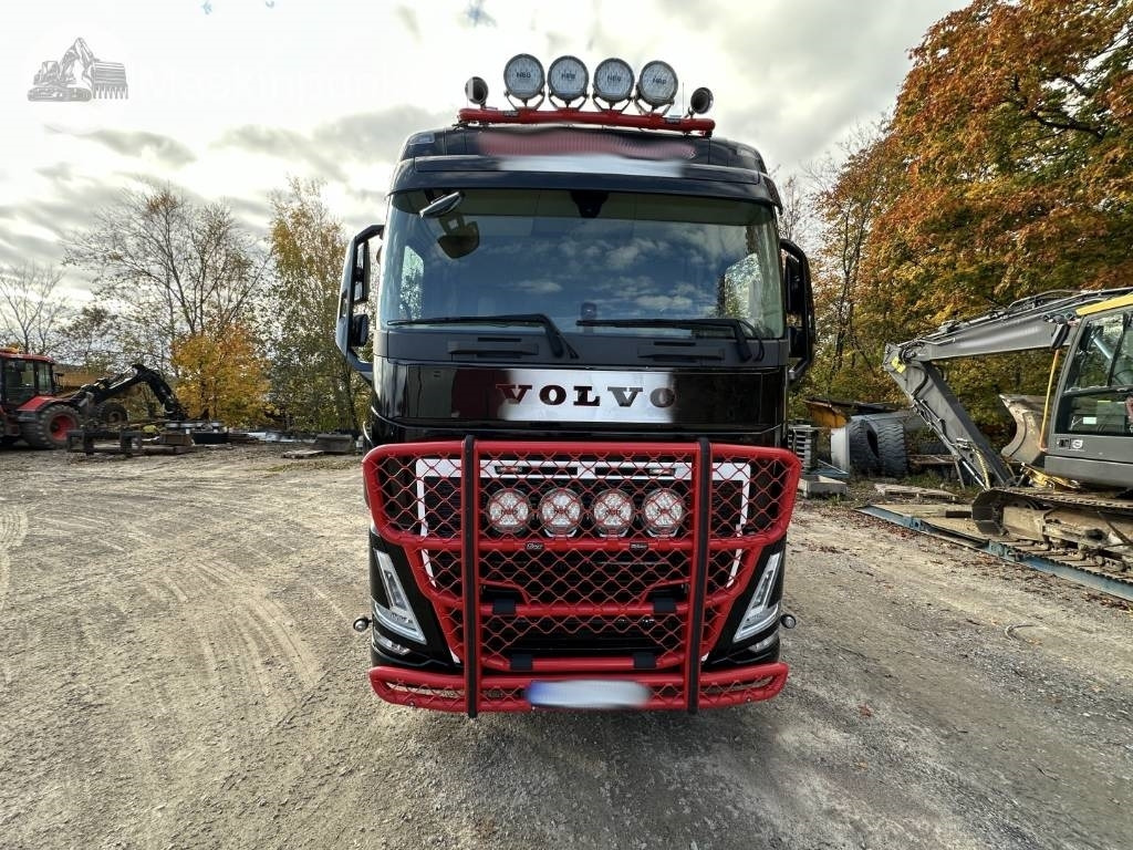 Volvo FH 64 R Timmerbil med kran - Лесовоз: фото 2 Volvo FH 64 R Timmerbil med kran - Лесовоз: фото 2