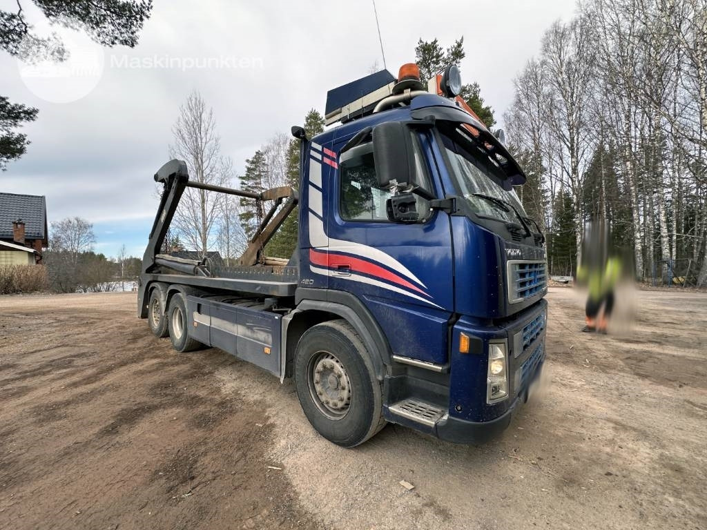 Volvo FM 12 420 LAXO Liftdumper + lastväxlare + flak - Портальный бункеровоз: фото 3 Volvo FM 12 420 LAXO Liftdumper + lastväxlare + flak - Портальный бункеровоз: фото 3
