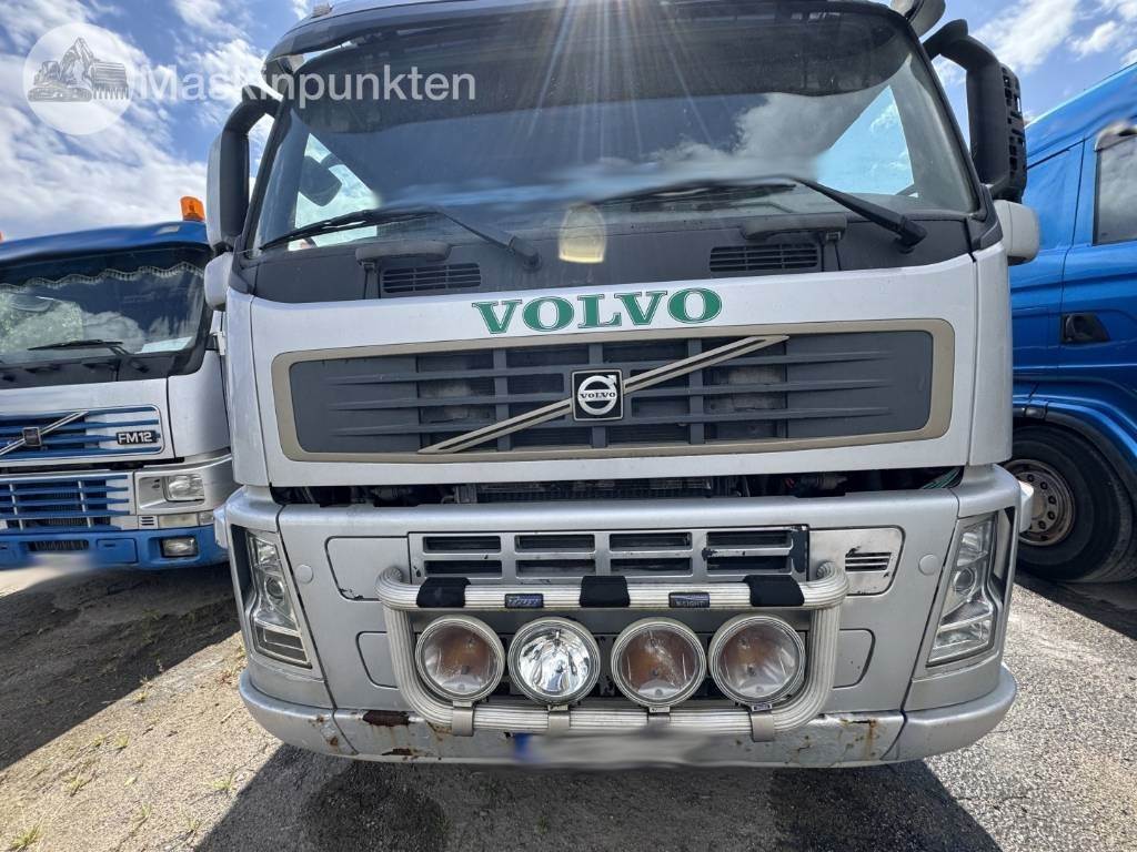 Volvo FM 440 CAMELEONT + BERFLAK + BETONGBLANDARE - Грузовик-контейнеровоз/ Сменный кузов: фото 4 Volvo FM 440 CAMELEONT + BERFLAK + BETONGBLANDARE - Грузовик-контейнеровоз/ Сменный кузов: фото 4