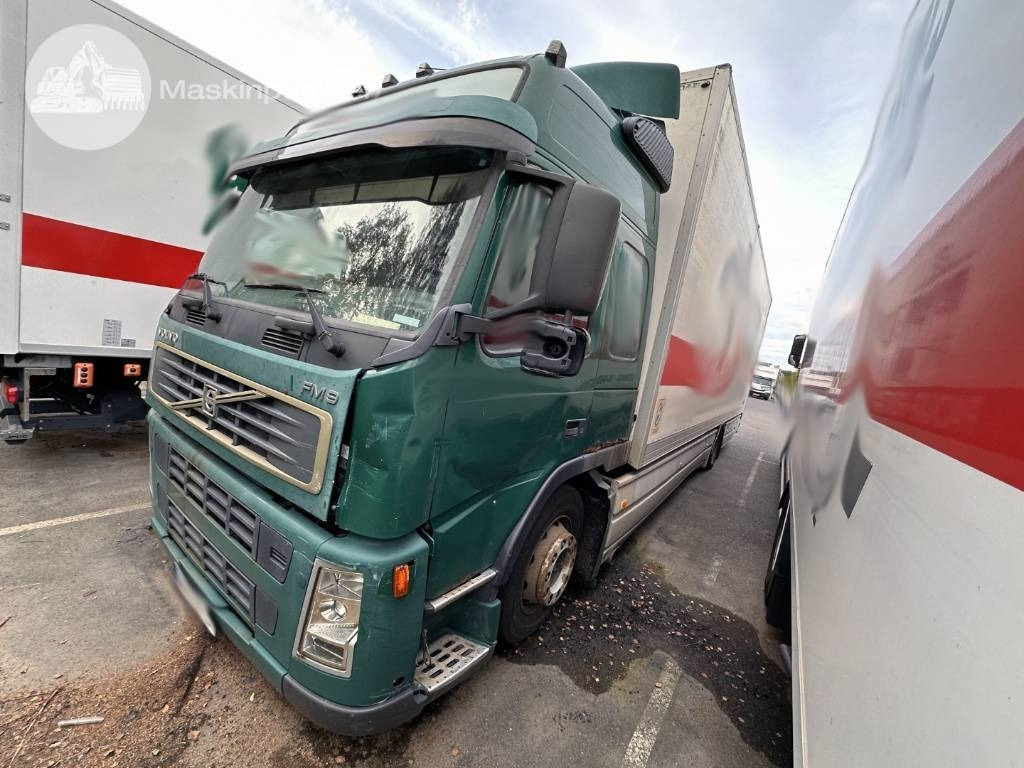 Volvo FM 9 300 - Грузовик с закрытым кузовом: фото 2 Volvo FM 9 300 - Грузовик с закрытым кузовом: фото 2
