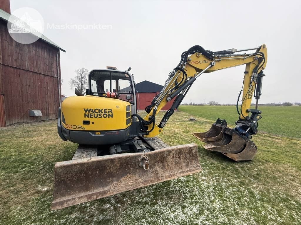 Wacker Neuson 8003 - Мини-экскаватор: фото 1 Wacker Neuson 8003 - Мини-экскаватор: фото 1
