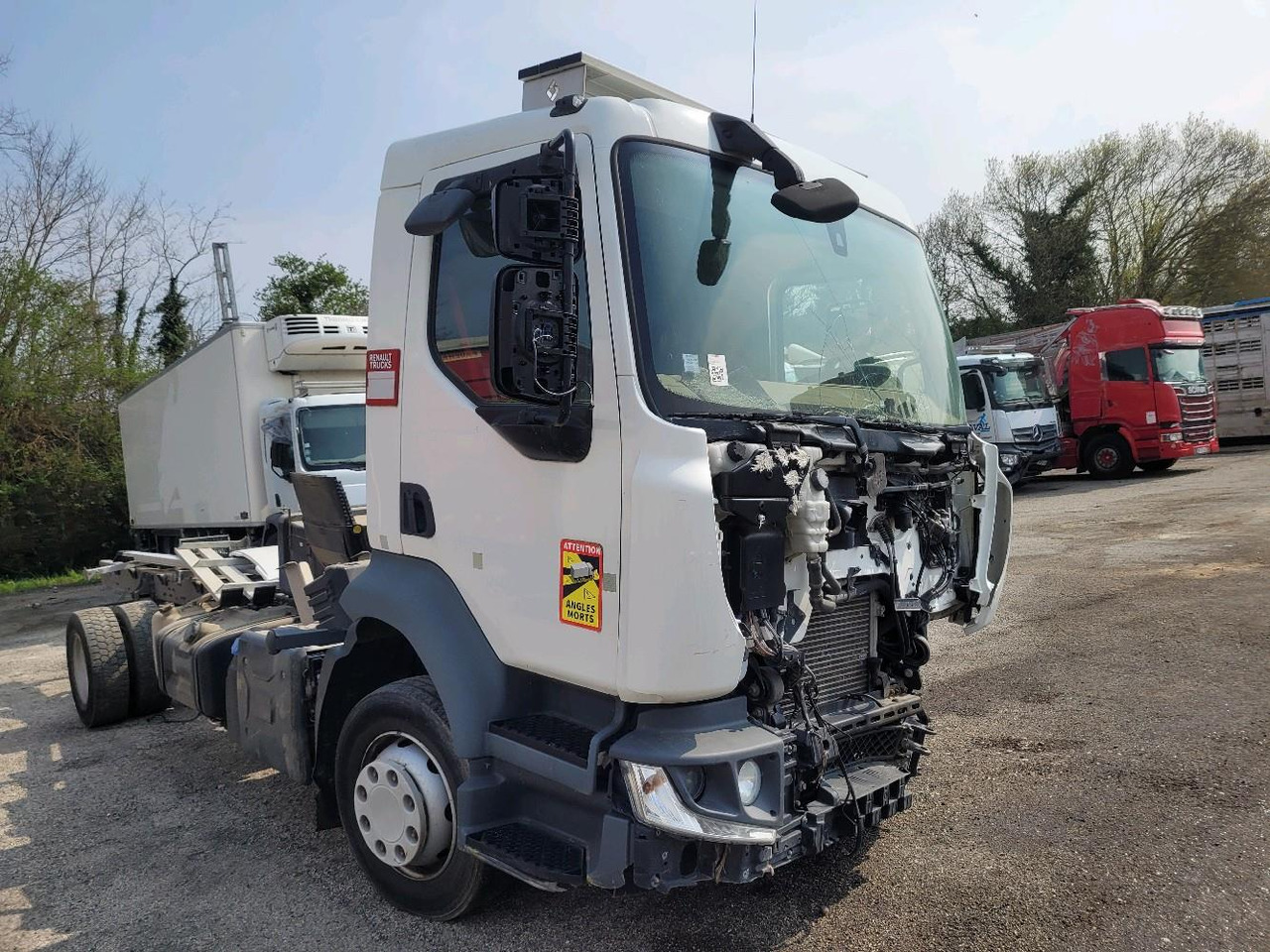 RENAULT D12 - Грузовик-шасси: фото 1 RENAULT D12 - Грузовик-шасси: фото 1