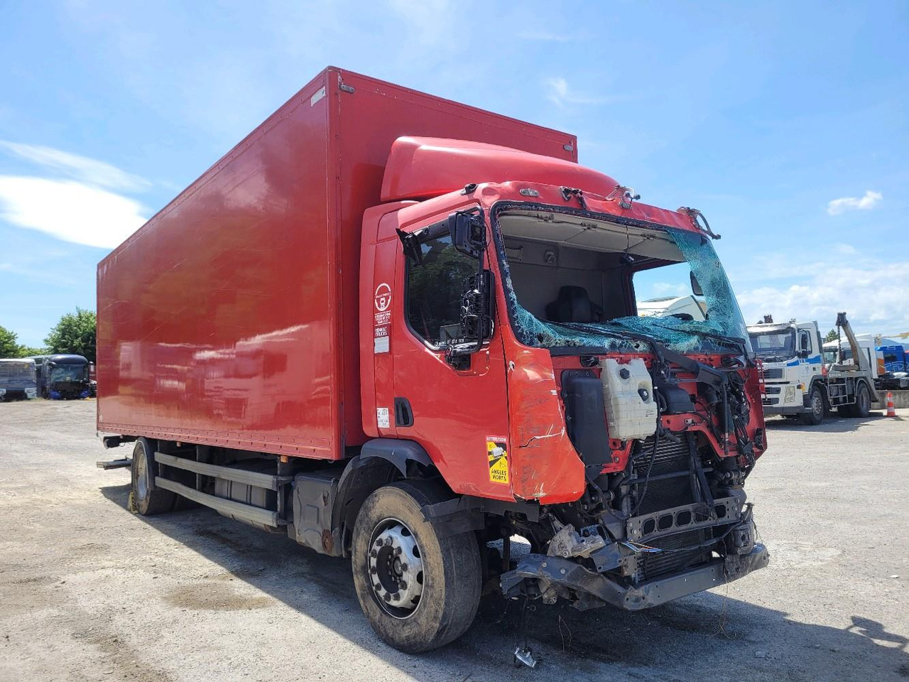 RENAULT D19 WIDE - Грузовик с закрытым кузовом: фото 1 RENAULT D19 WIDE - Грузовик с закрытым кузовом: фото 1