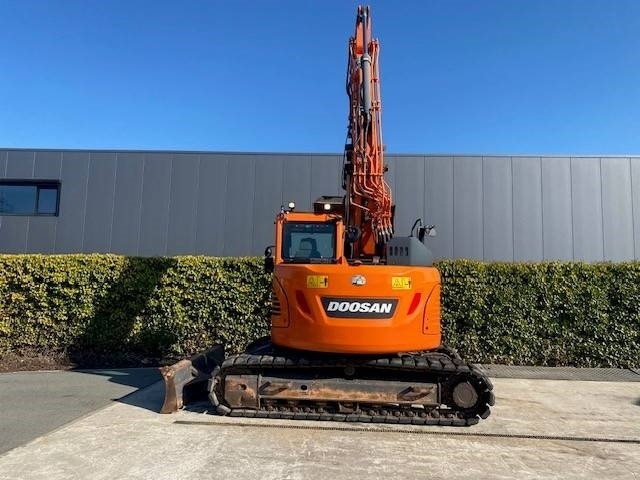 Doosan DX140 LCR-5 - Гусеничный экскаватор: фото 1 Doosan DX140 LCR-5 - Гусеничный экскаватор: фото 1