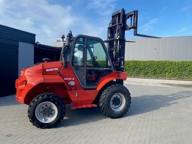 Manitou M 30.4 - Внедорожный погрузчик: фото 4 Manitou M 30.4 - Внедорожный погрузчик: фото 4
