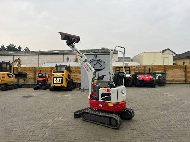 Takeuchi TB 210 R - Мини-экскаватор: фото 1 Takeuchi TB 210 R - Мини-экскаватор: фото 1