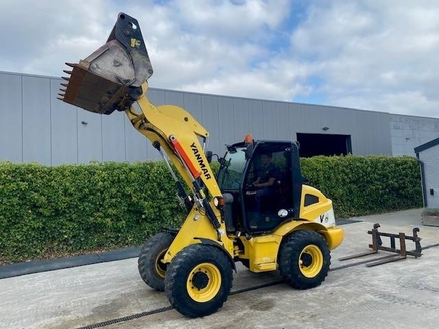 Yanmar V 8 - Колёсный погрузчик: фото 2 Yanmar V 8 - Колёсный погрузчик: фото 2