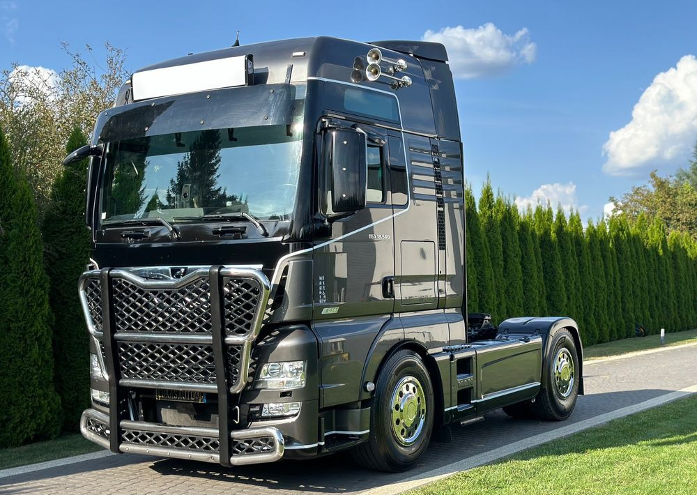 MAN TGX 18.580 D38 XXL RETARDER - Тягач: фото 1 MAN TGX 18.580 D38 XXL RETARDER - Тягач: фото 1