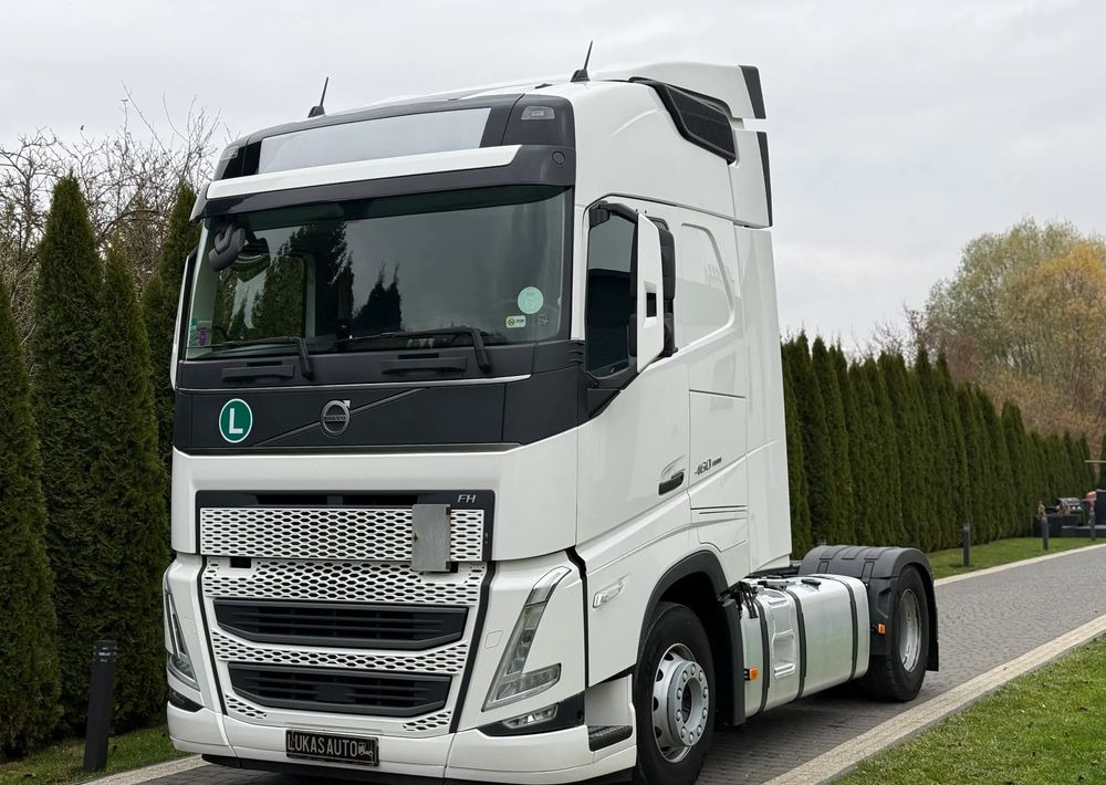 Volvo FH 460 AUTOMAT PARK COOL DWA ZBIORNIKI - Тягач: фото 3 Volvo FH 460 AUTOMAT PARK COOL DWA ZBIORNIKI - Тягач: фото 3