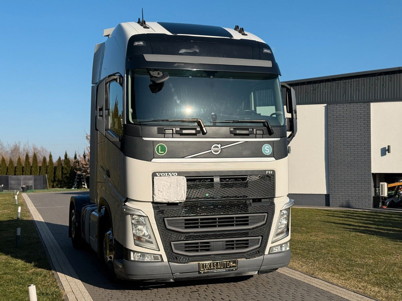 Volvo FH 500 PARK COOL HYDRAULIC ADR - Тягач: фото 3 Volvo FH 500 PARK COOL HYDRAULIC ADR - Тягач: фото 3