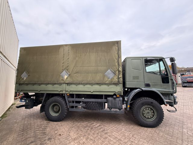 Iveco 140E24 4x4 / Armee / Militär / Camper - Тентованный грузовик: фото 5 Iveco 140E24 4x4 / Armee / Militär / Camper - Тентованный грузовик: фото 5