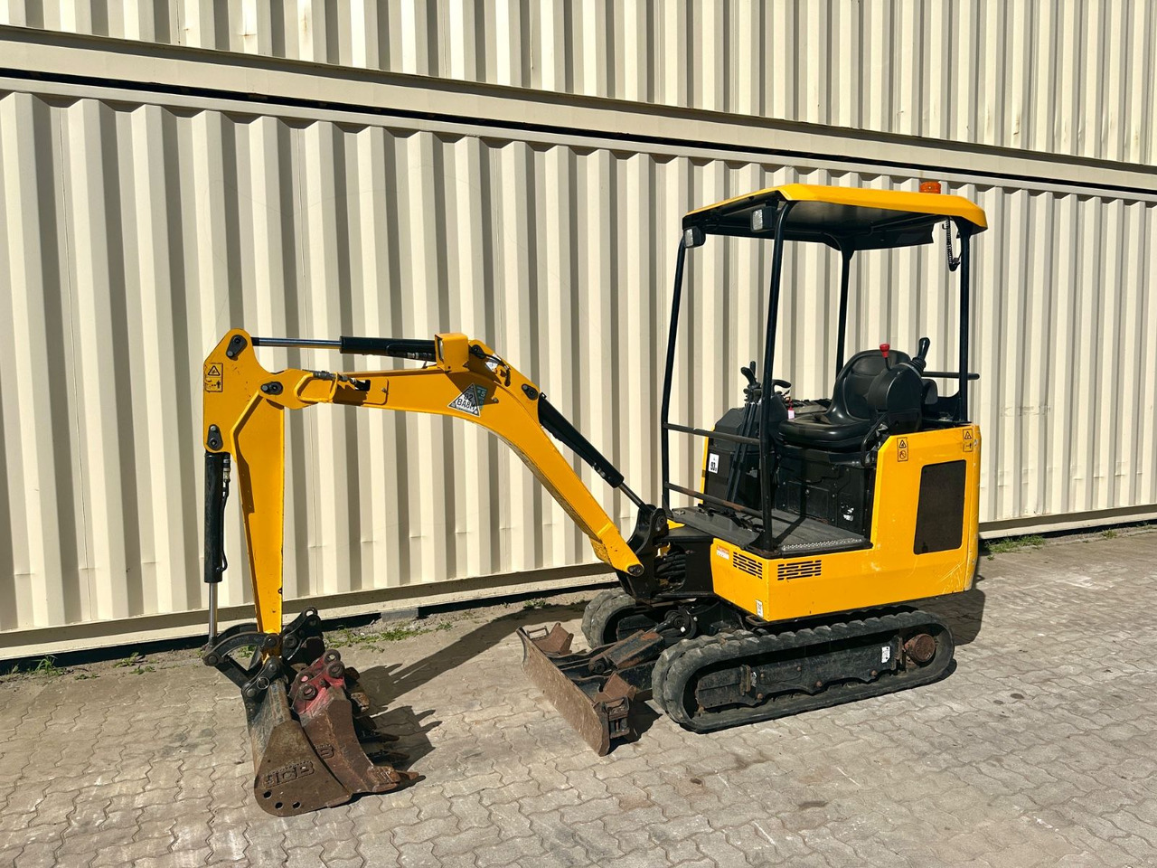 Мини-экскаватор JCB 16C-1 /2020 BJ/943 BH/verbr. Laufwerk/3xLöffel: фото 1