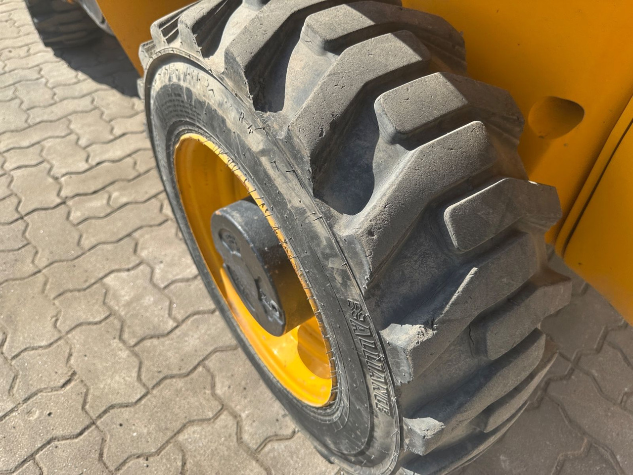 Телескопический погрузчик JCB 520-40 / 2017 BJ / 2.297 Bh / 4 Meter / 2 Tonnen: фото 10