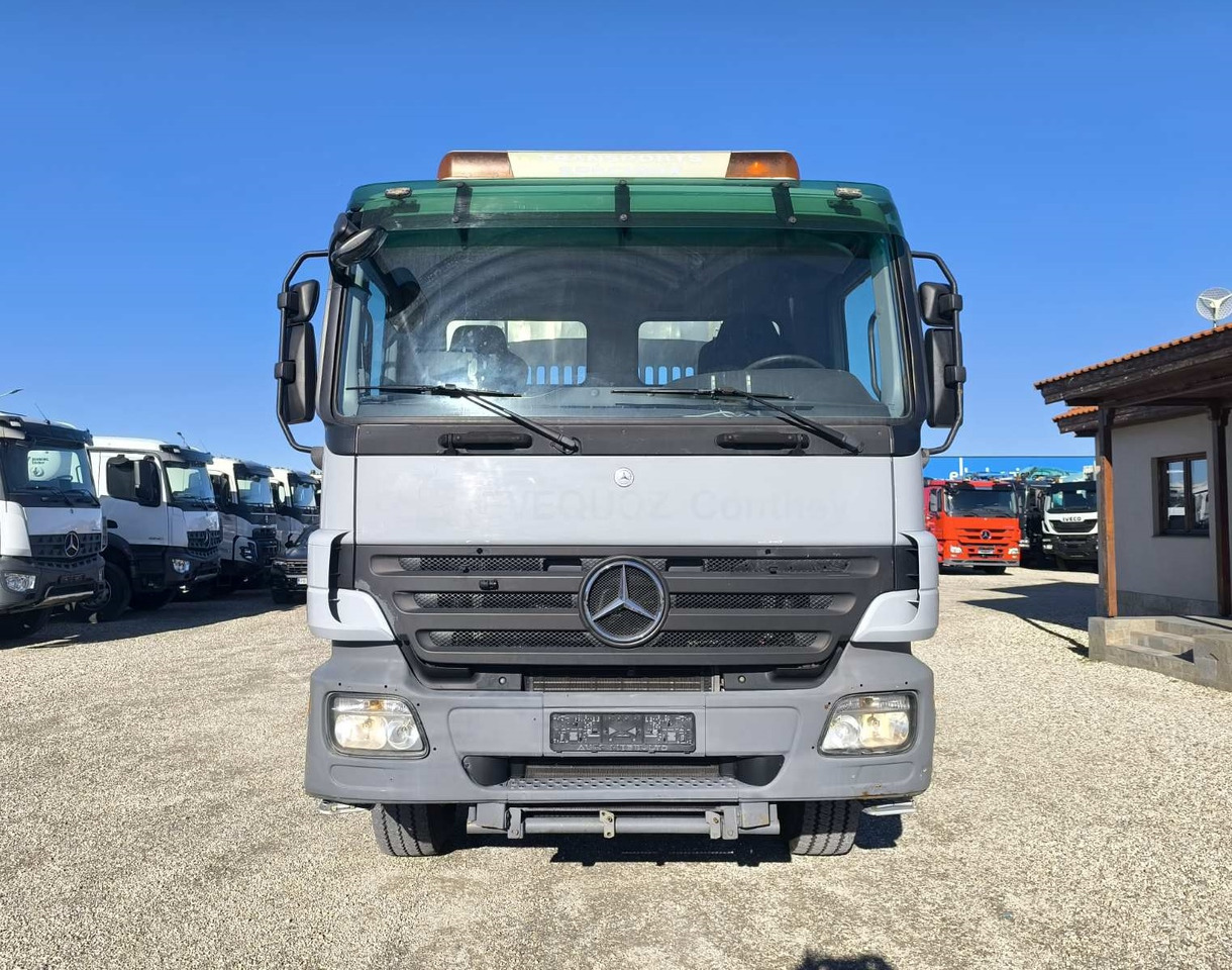 MERCEDES-BENZ Actros 1855 4X4 - Самосвал: фото 2 MERCEDES-BENZ Actros 1855 4X4 - Самосвал: фото 2