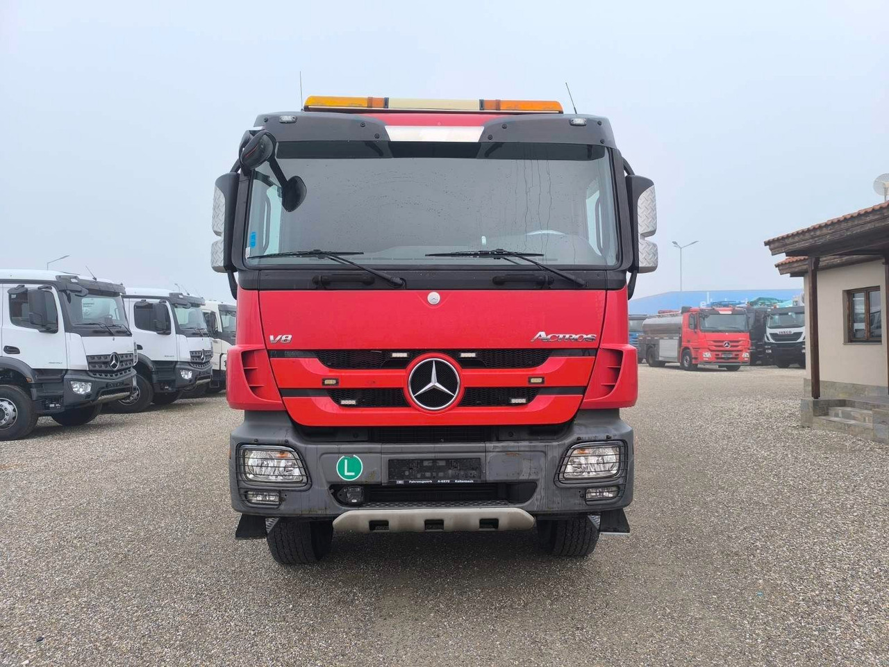 Mercedes-Benz ACTROS 3355 V8 6X6 HIAB 211 EP-5 HIPRO - Самосвал, Автоманипулятор: фото 2 Mercedes-Benz ACTROS 3355 V8 6X6 HIAB 211 EP-5 HIPRO - Самосвал, Автоманипулятор: фото 2