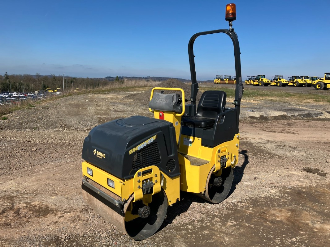 BOMAG CN BW 900-50 - Каток: фото 1 BOMAG CN BW 900-50 - Каток: фото 1
