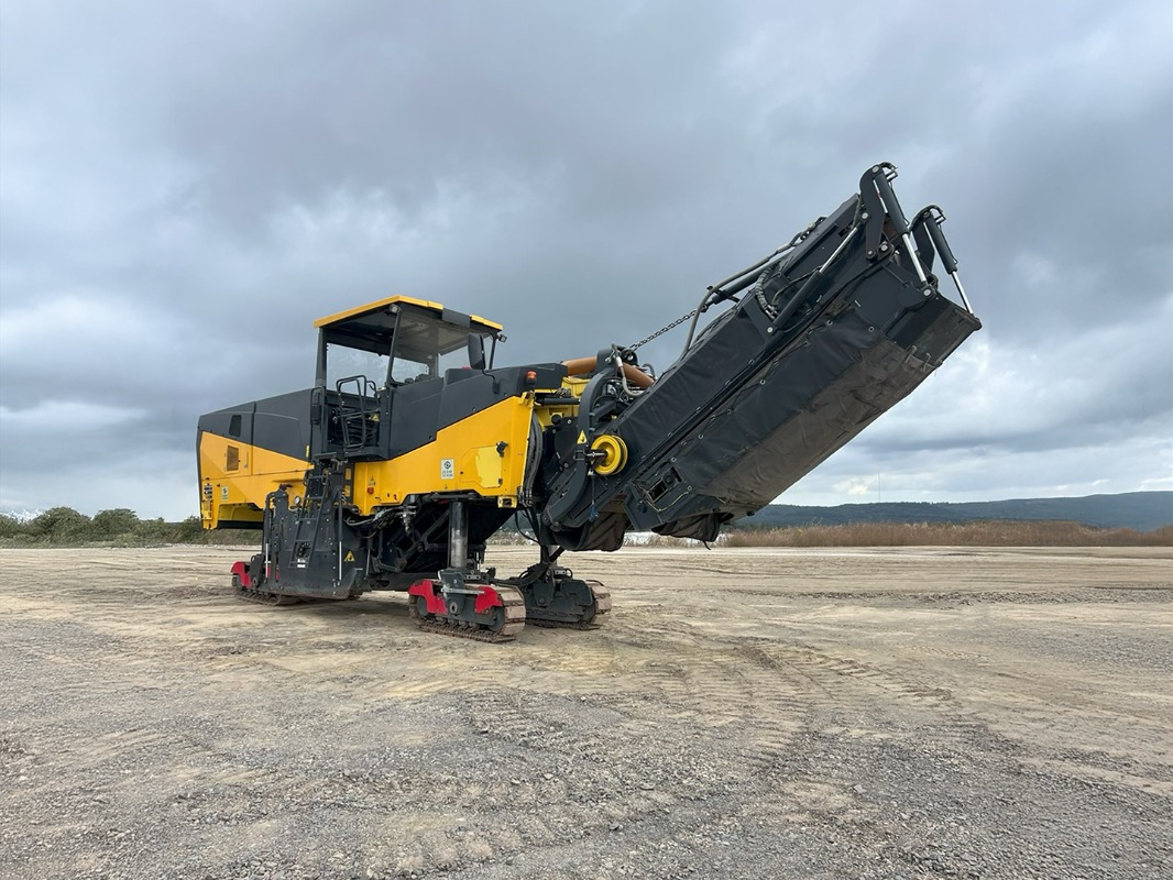 Дорожная фреза BOMAG DE BM 2200/75  Stage IV/Tier 4f: фото 10