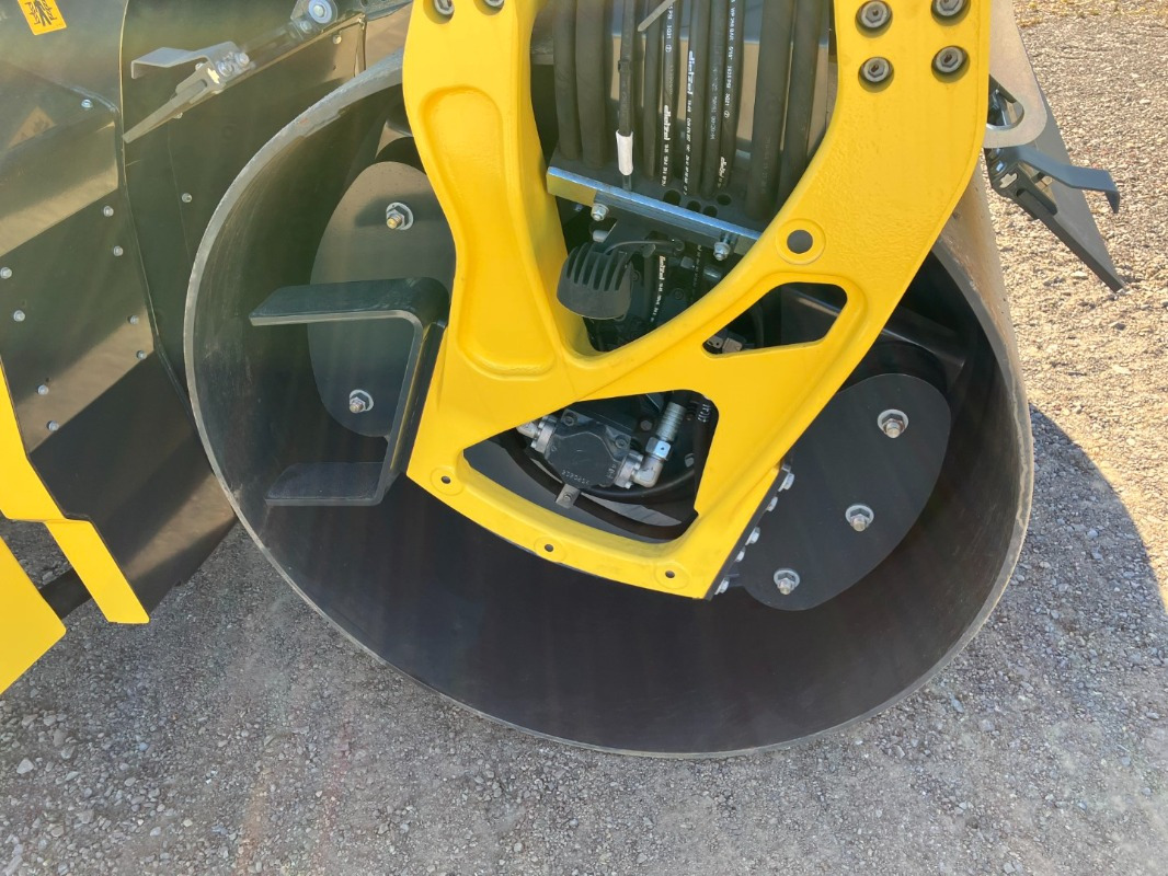 Дорожный каток BOMAG DE BW 174 APO-4v Stage V/Tier 4f: фото 14