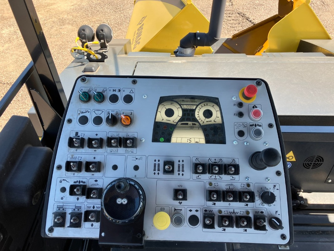 Новый Асфальтоукладчик BOMAG IT BF 800 C S600  Stage IIIa/Tier 3: фото 6 Новый Асфальтоукладчик BOMAG IT BF 800 C S600  Stage IIIa/Tier 3: фото 6