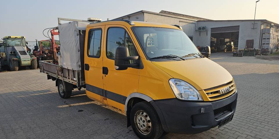 Iveco Daily 35S14 HDS 830 kg doka dubel brygadówka - Малотоннажный бортовой грузовик: фото 4 Iveco Daily 35S14 HDS 830 kg doka dubel brygadówka - Малотоннажный бортовой грузовик: фото 4