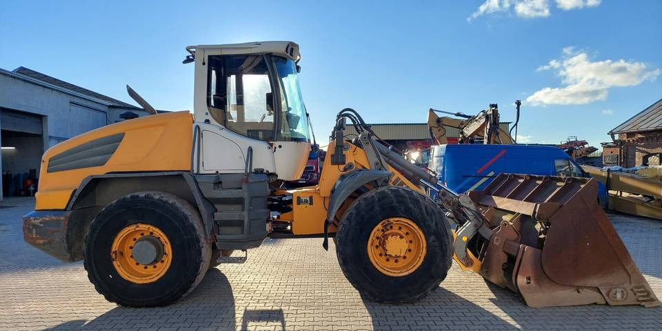 Ładowarka Liebherr L538 16 ton łyżka wysokiego wysypu - Колёсный погрузчик: фото 5 Ładowarka Liebherr L538 16 ton łyżka wysokiego wysypu - Колёсный погрузчик: фото 5