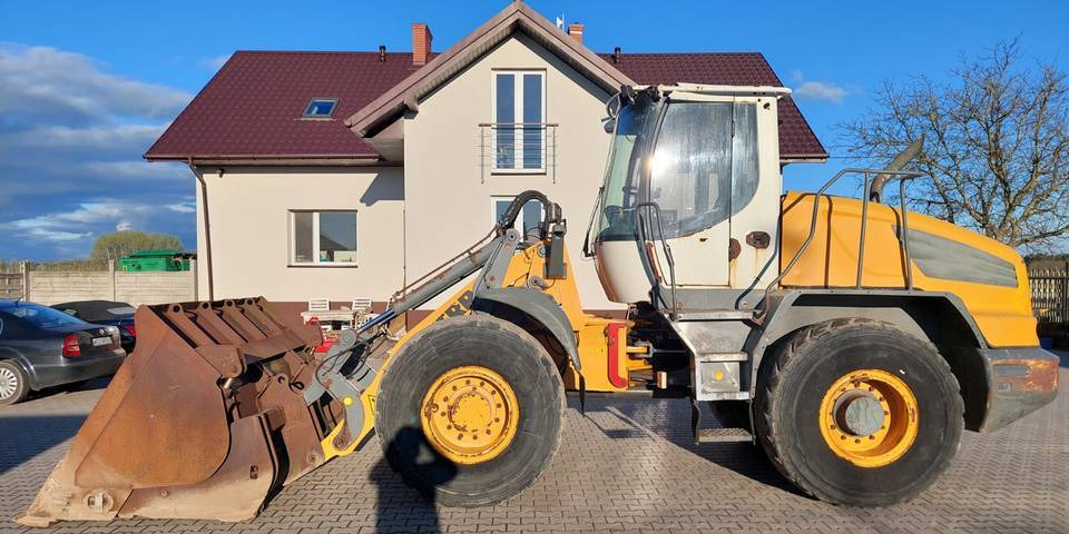 Ładowarka Liebherr L538 16 ton łyżka wysokiego wysypu - Колёсный погрузчик: фото 1 Ładowarka Liebherr L538 16 ton łyżka wysokiego wysypu - Колёсный погрузчик: фото 1