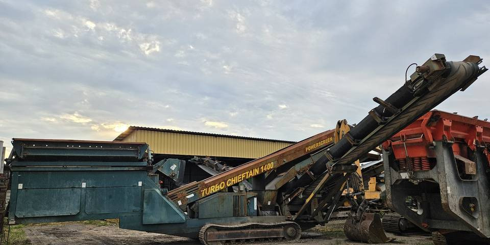 Przesiewacz mobilny Powerscreen Chieftain 1400 rozdrabniacz wibrokrata - Грохот: фото 1 Przesiewacz mobilny Powerscreen Chieftain 1400 rozdrabniacz wibrokrata - Грохот: фото 1