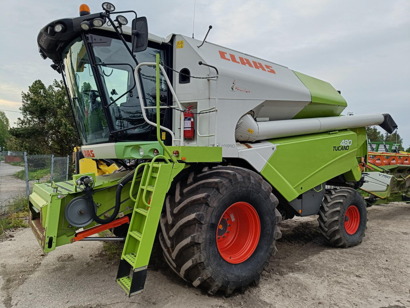 Claas Tucano 480 V750 - Зерноуборочный комбайн: фото 1 Claas Tucano 480 V750 - Зерноуборочный комбайн: фото 1