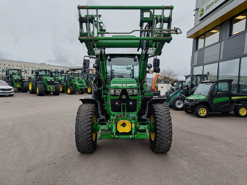 John Deere 6115 RC - Трактор: фото 2 John Deere 6115 RC - Трактор: фото 2