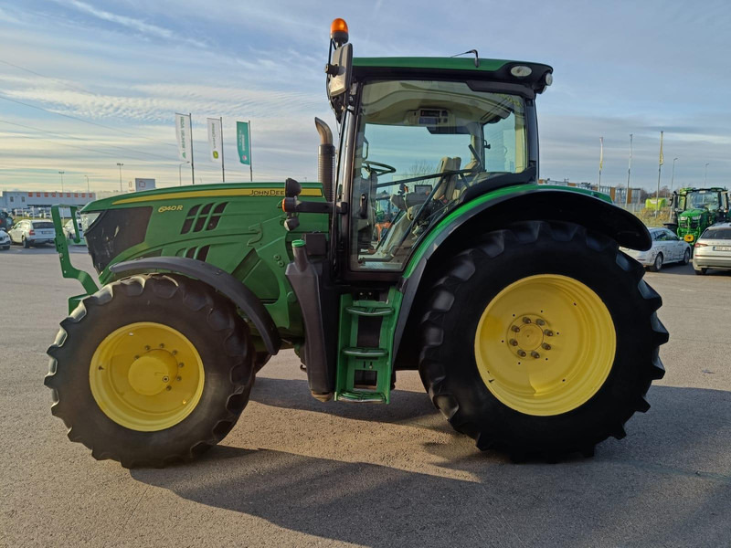 John Deere 6140R - Трактор: фото 4 John Deere 6140R - Трактор: фото 4