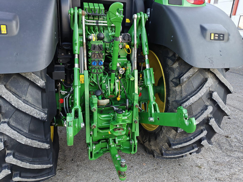 Трактор John Deere 6215R Autopowr: фото 10