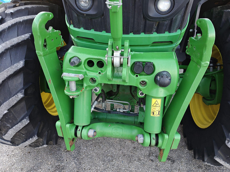 Трактор John Deere 6215R Autopowr: фото 13