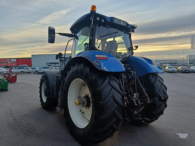 New Holland T7.270 AC - Трактор: фото 5 New Holland T7.270 AC - Трактор: фото 5