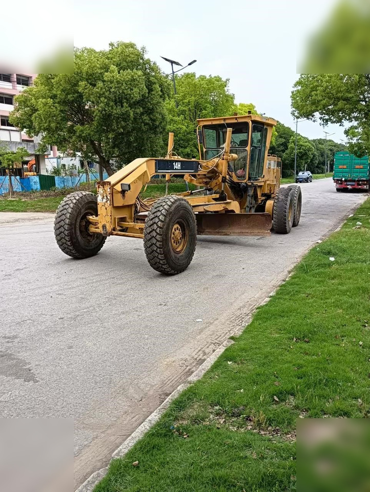 CATERPILLAR 14H - Грейдер: фото 4 CATERPILLAR 14H - Грейдер: фото 4